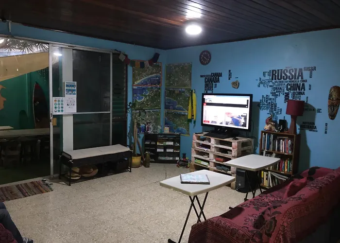 In The Wind Hostel And Guesthouse San Jose 